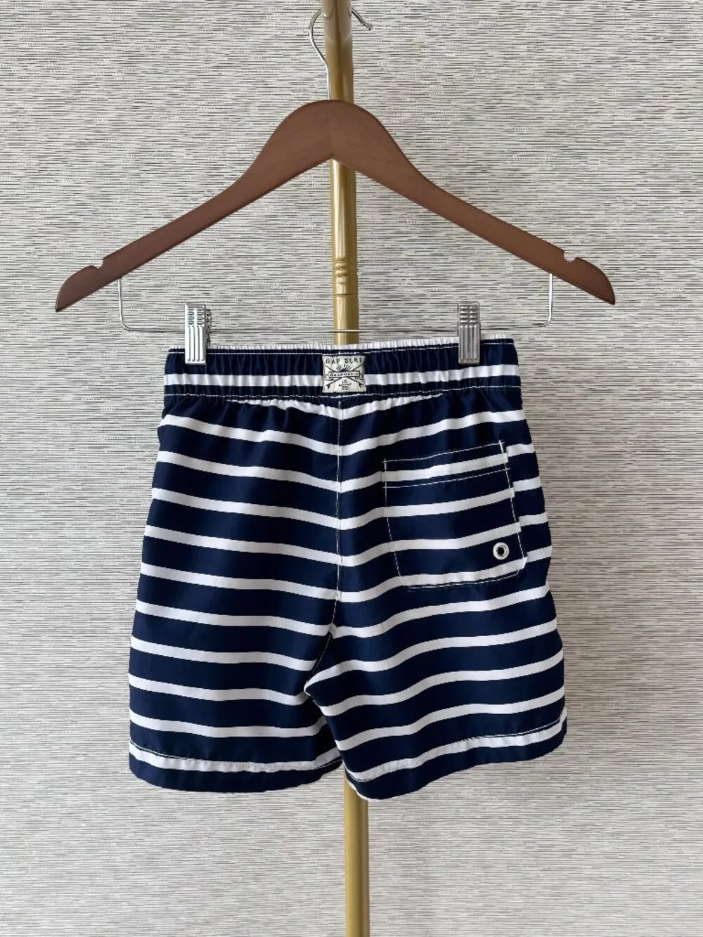 GAP Kids Blue and White Striped 6